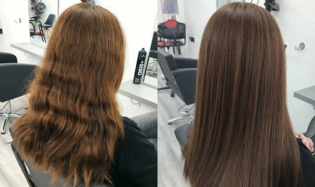 Antes y después: de melena ondulada y cobriza a castaño liso y brillante